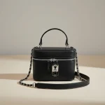 Sac chaine simili cuir format boîte