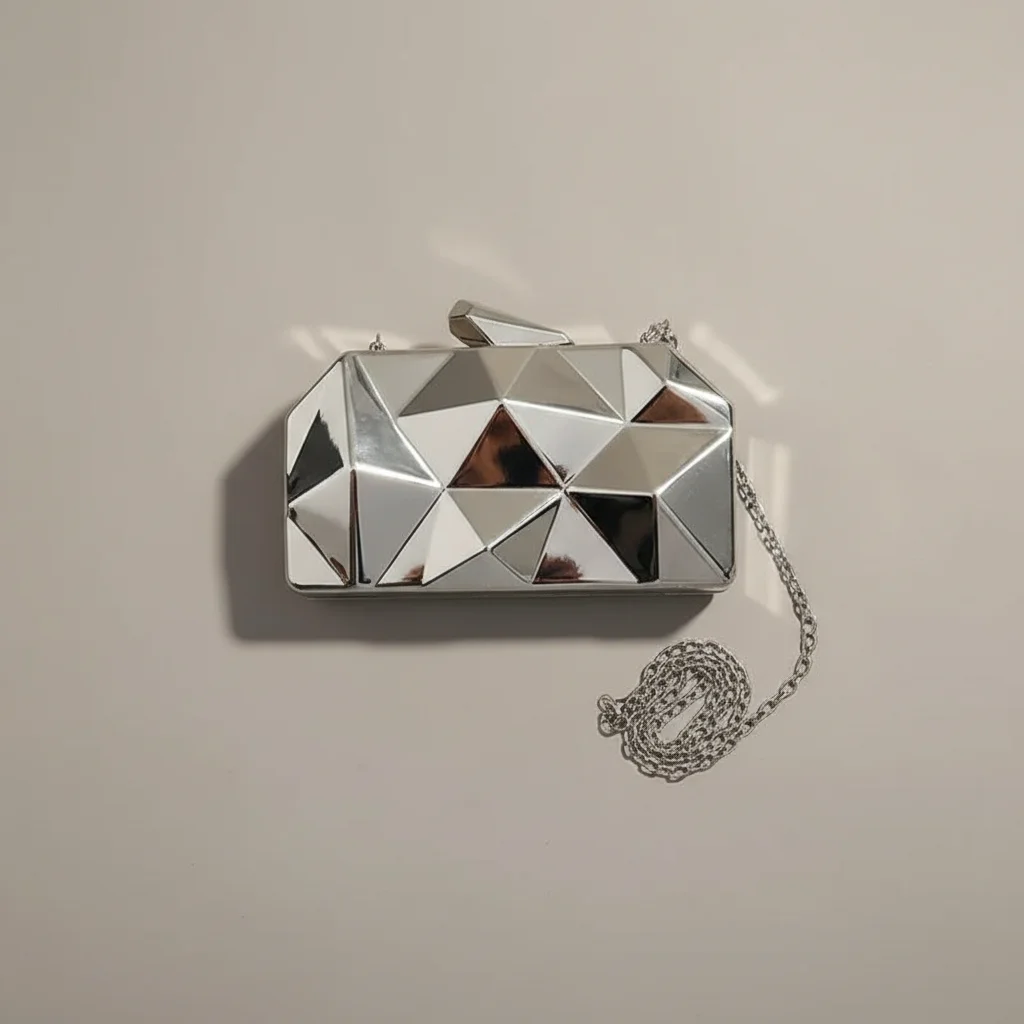 Sac chaine soirée métallisé motif géométrique – Image 3